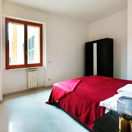 Apartment Degeneys54 *