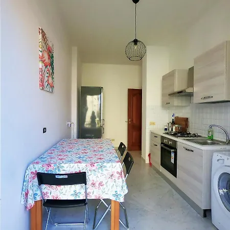 Apartment Degeneys54
